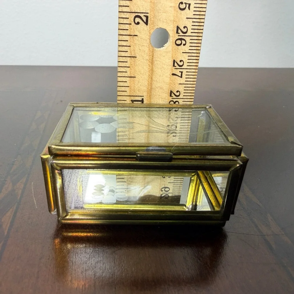 Vintage Etched Floral Glass Brass Trinket Box Gold Small‎ Cottagecore Vanity